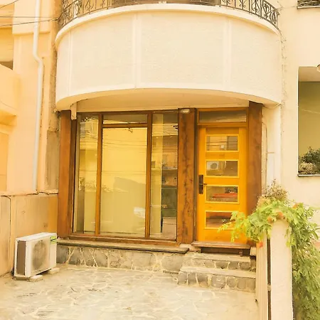 Apartmán House For 15 In Free Parking Area *