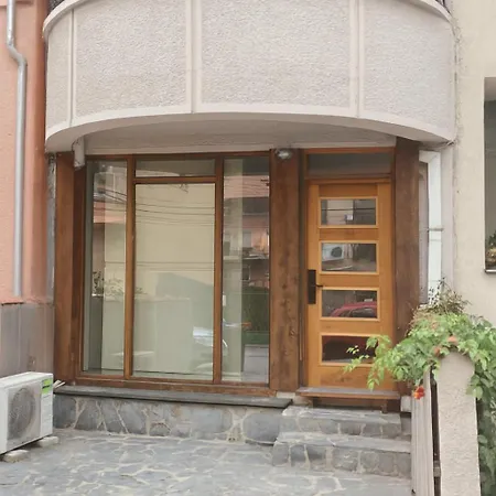 Apartmán House For 15 In Free Parking Area *